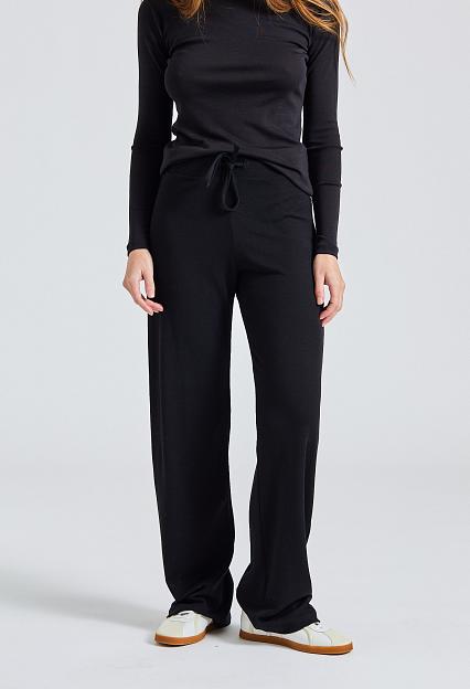 Julie Josephine Ninni Wool Black
